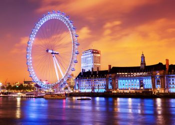 Why Is London a high Tourist Destination?