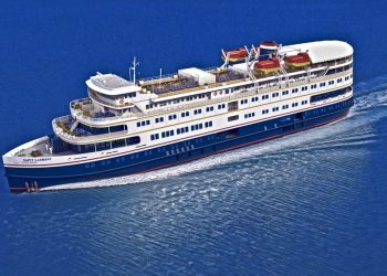 What Cruise Lines Offer Cruises on Lake Huron?