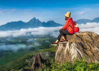 The Art of Traveling: Essential Tour Tips for a Flawless Experience